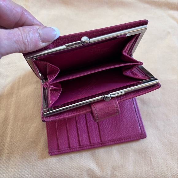 Longchamp Le Foulonné Leather French Wallet RARE COLOR - Picture 4 of 11